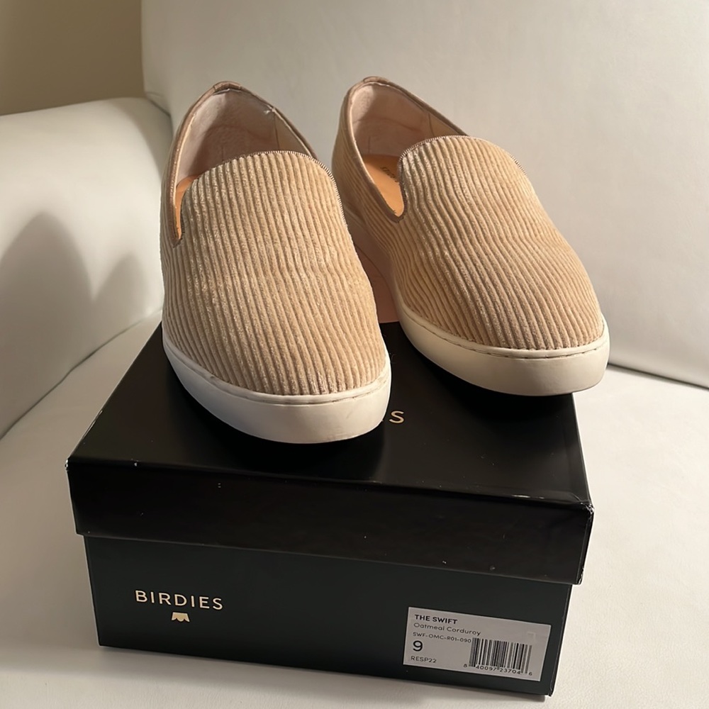 Birdies “the swift” oatmeal corduroy size 9